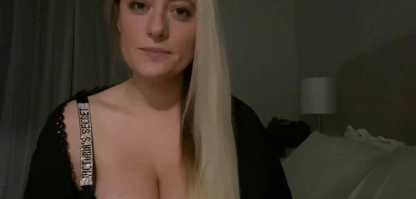 Cassi ASMR Onlyfans Busty Tease Video Leaked on justmyfans.pics
