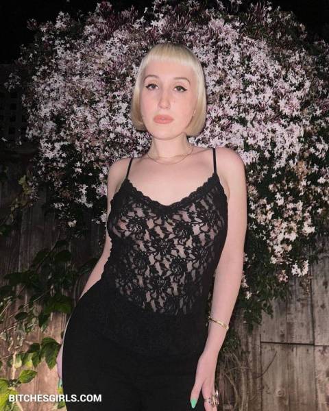 Harleyquinnsmith Nude Celebrities - Harley Quinn Smith Celebrities Leaked Photos on justmyfans.pics