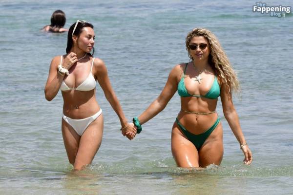Antigoni Buxton & Paige Thorne Show Off Their Sexy Bikini Bodies (34 Photos) - Greece on justmyfans.pics